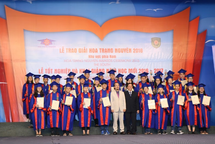 Vinh[-]danh[-]287[-]hoa[-]trạng[-]nguyên[-]xuất[-]sắc[-]năm[-]2016